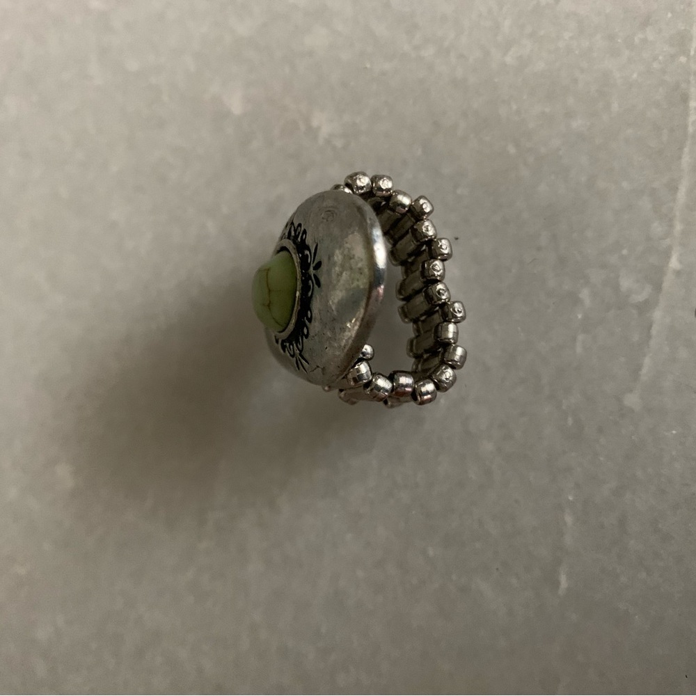 Stretchy Faux Turquoise ring - Picture 2 of 2